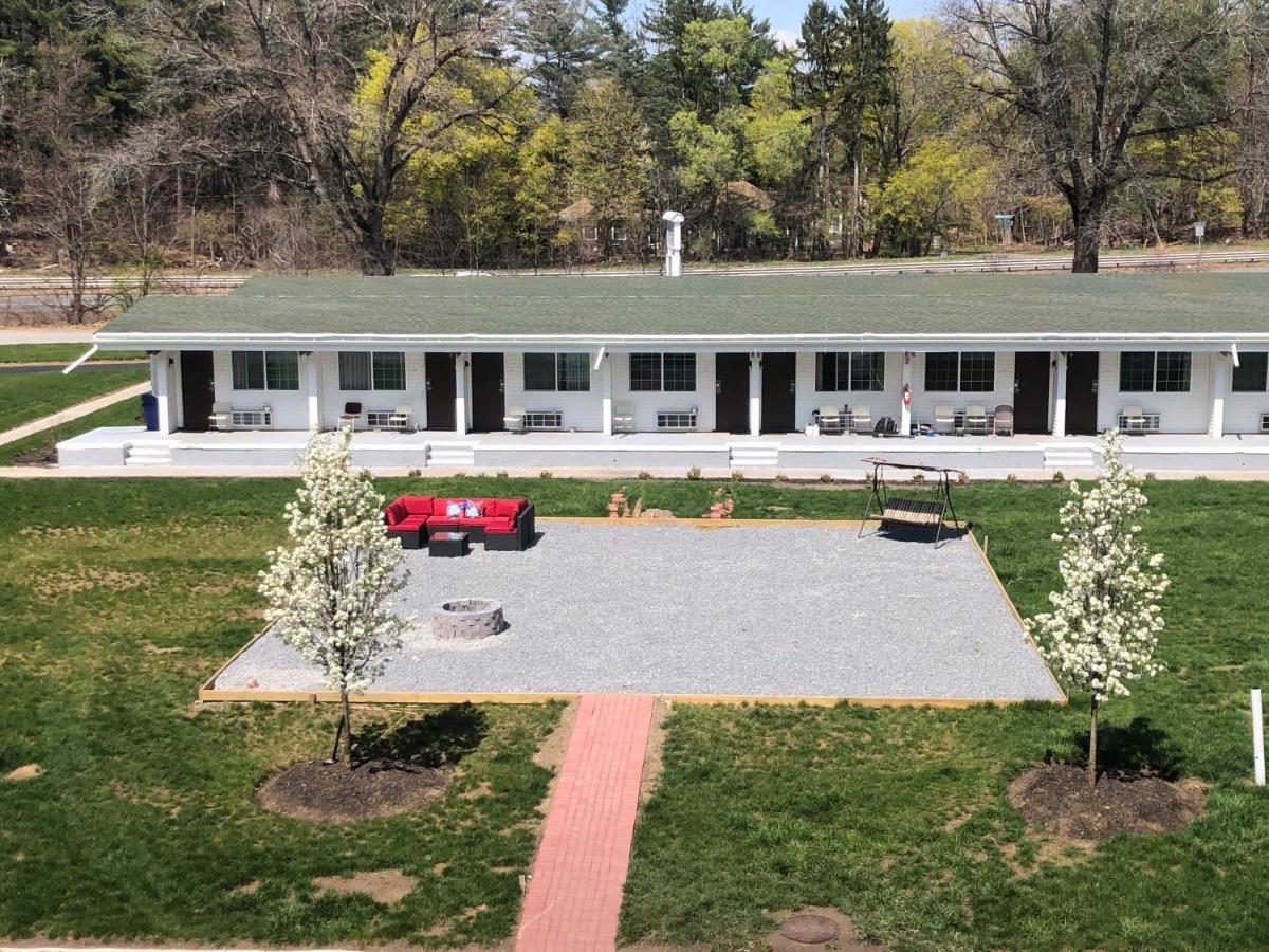 The Minuteman Inn Acton Concord Littleton Exterior photo